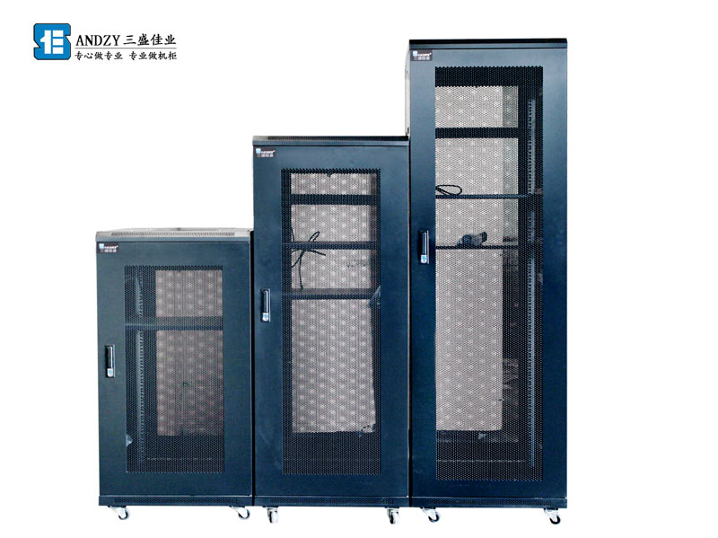 機(jī)箱機(jī)柜加工設(shè)備一般應(yīng)具有的特性